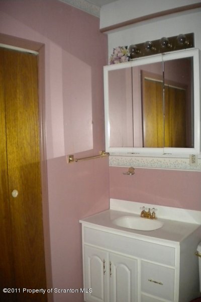 21 Beaver Run Road Newfoundland, PA 18445 - Photo 5 of 15 Gallery Image 5