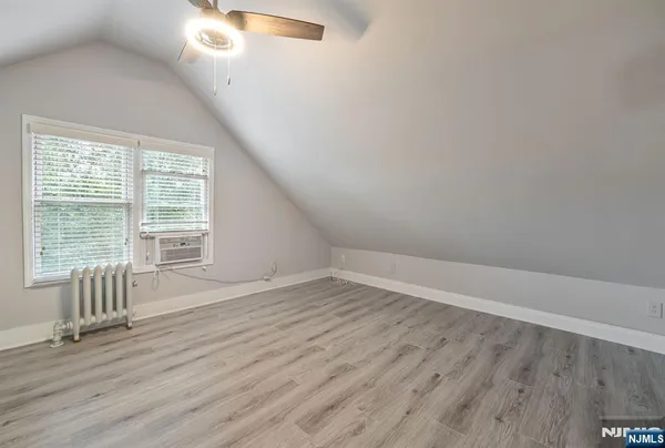 $2,800 | 204 Forest Street, Unit 2, Montclair, NJ 07042