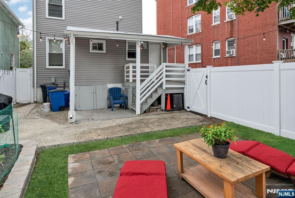 204 Forest Street, Unit 2 Montclair, NJ 07042 - Photo 23 of 29