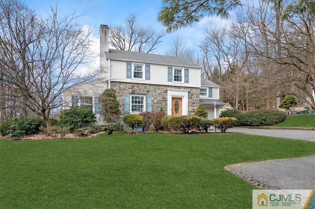 137 Hillcrest Road Watchung, NJ 07069 - Photo 1 of 27