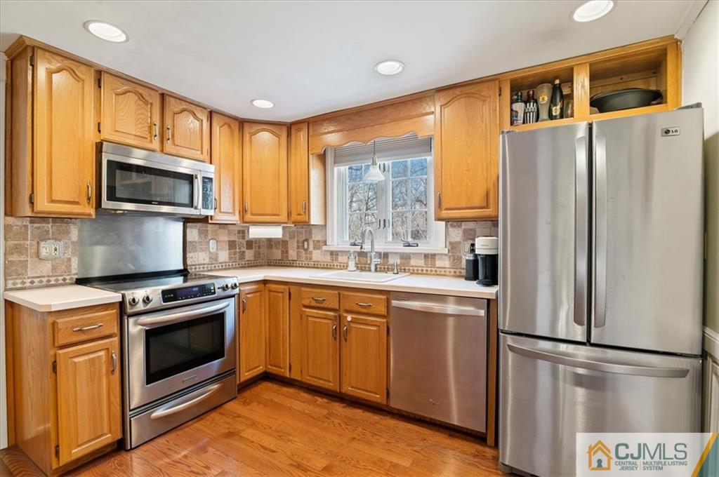 137 Hillcrest Road Watchung, NJ 07069 - Photo 9 of 27
