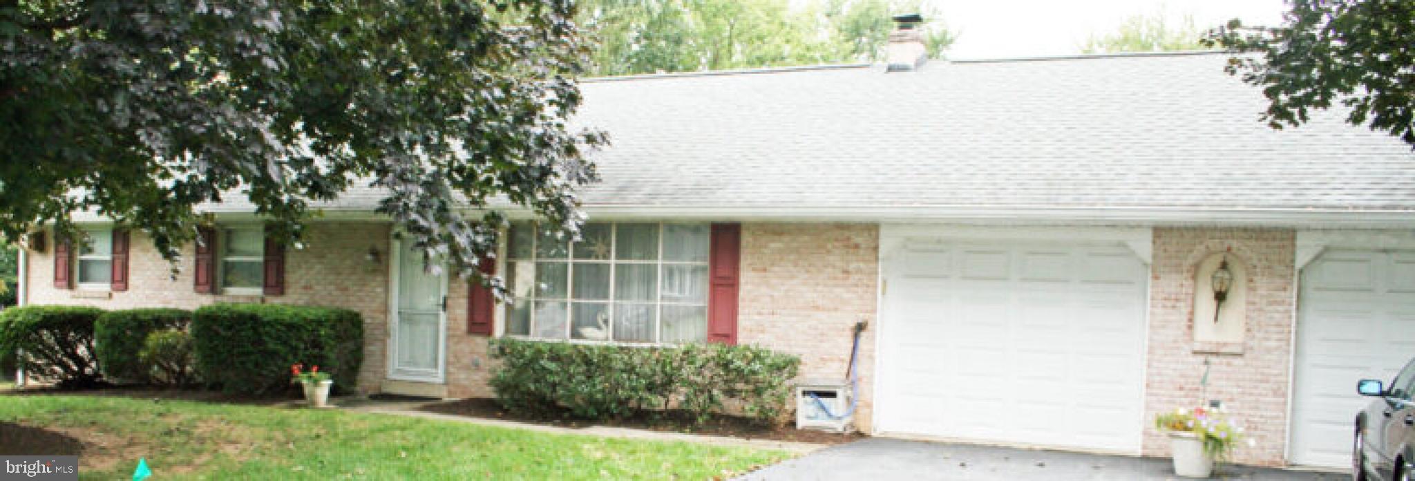 914 May Road Lititz, PA 17543 - Photo 2 of 8 front view of a house with a yard