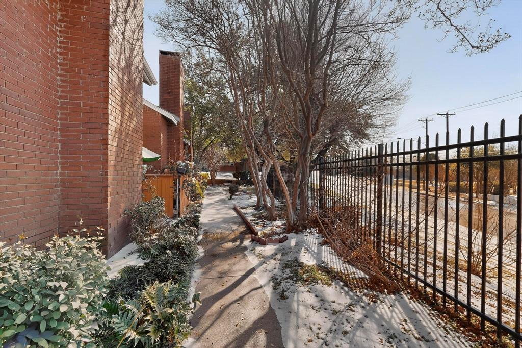 8404 Forest Lane, Unit 1305 Dallas, TX 75243 - Photo 5 of 32