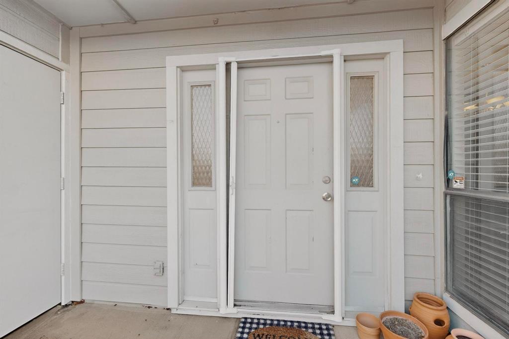 8404 Forest Lane, Unit 1305 Dallas, TX 75243 - Photo 7 of 32 a view of closet area