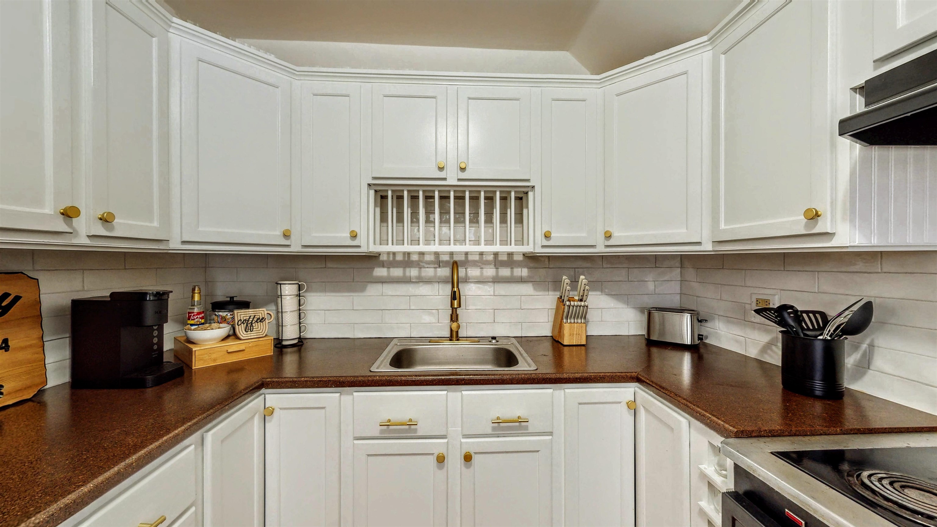 N4504 Anthony Island Hustisford, WI 53034 - Photo 4 of 51