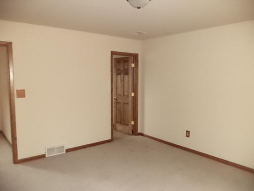 49W880 Lenschow Road Sycamore, IL 60178 - Photo 13 of 16