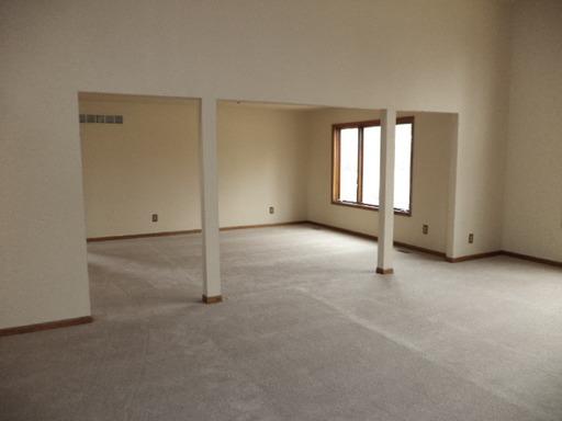 49W880 Lenschow Road Sycamore, IL 60178 - Photo 3 of 16