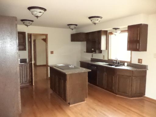 49W880 Lenschow Road Sycamore, IL 60178 - Photo 6 of 16