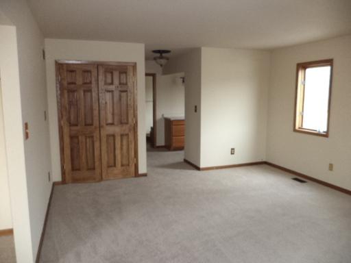 49W880 Lenschow Road Sycamore, IL 60178 - Photo 7 of 16
