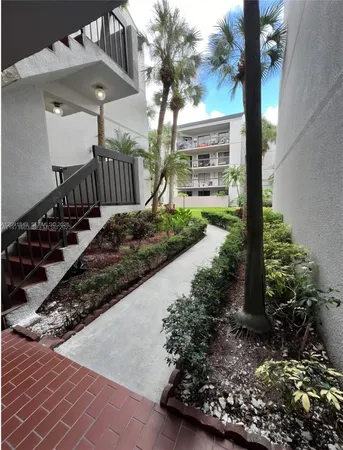$2,550 | 8810 Southwest 132nd Place, Unit 103DN, Miami, FL 33186