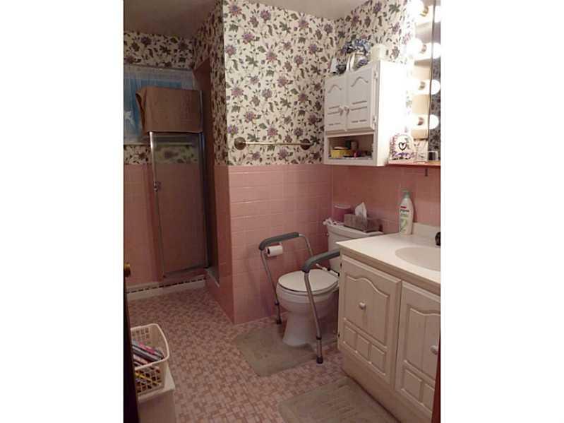 0 Deweyville Road McKees Rocks, PA 15136 - Photo 11 of 25 Full Bath.