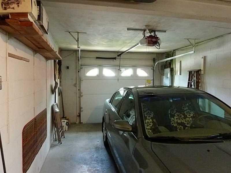 0 Deweyville Road McKees Rocks, PA 15136 - Photo 20 of 25 Parking Lot/Garage.