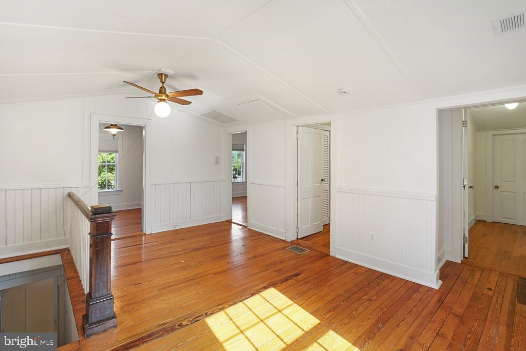 11260 Acker Road Newburg, MD 20664 - Photo 22 of 50