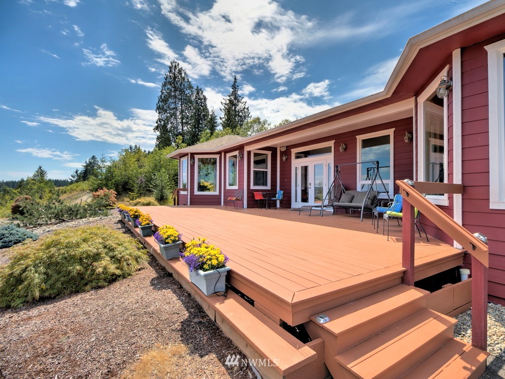 7857 East Grapeview Loop Road Allyn, WA 98524 - Photo 4 of 24 Gallery Image 4