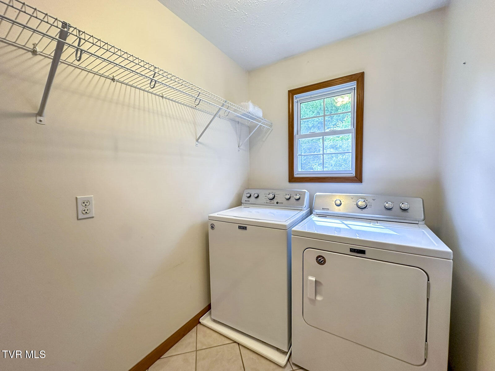 2397 Lower Rinehart Road Dandridge, TN 37725 - Photo 25 of 69 h (2)