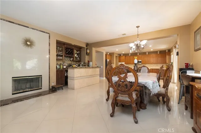 a view of a kitchen and dining room