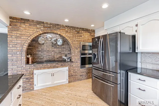 $565,000 | 839 East 1400 North, Shelley, ID 83274