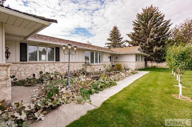 $565,000 | 839 East 1400 North, Shelley, ID 83274