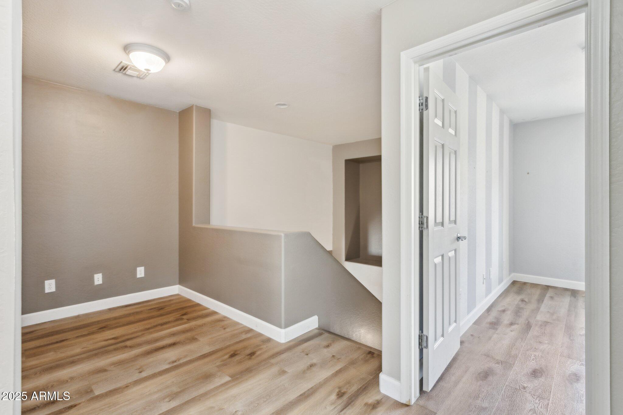 38213 North Raleigh Way Phoenix, AZ 85086 - Photo 23 of 41 Loft