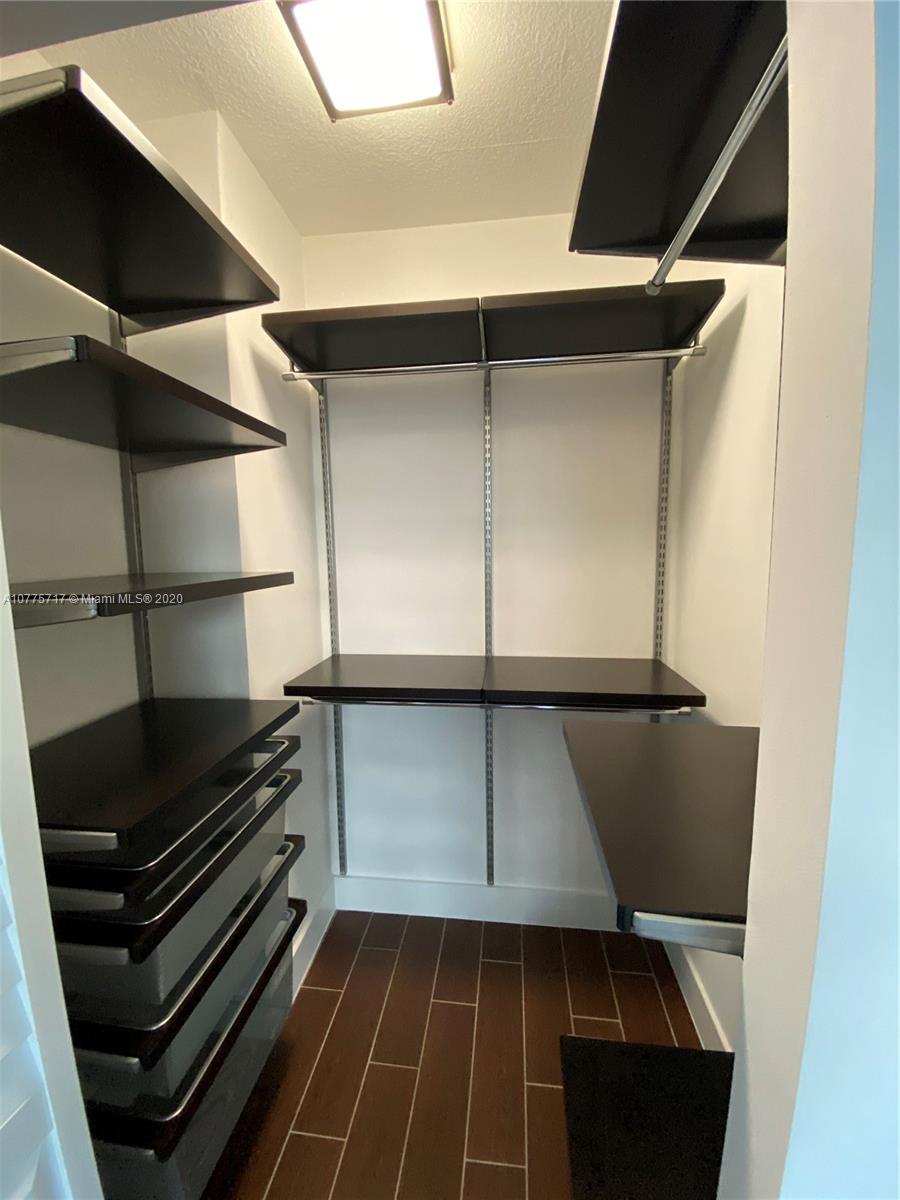 2000 North Bayshore Drive, Unit 407 Miami, FL 33137 - Photo 11 of 19 a close up of air conditioner duct