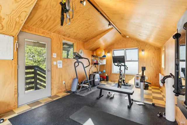 $1,299,000 | 732 Keller Court, Petaluma, CA 94952