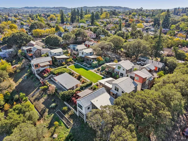 $1,299,000 | 732 Keller Court, Petaluma, CA 94952