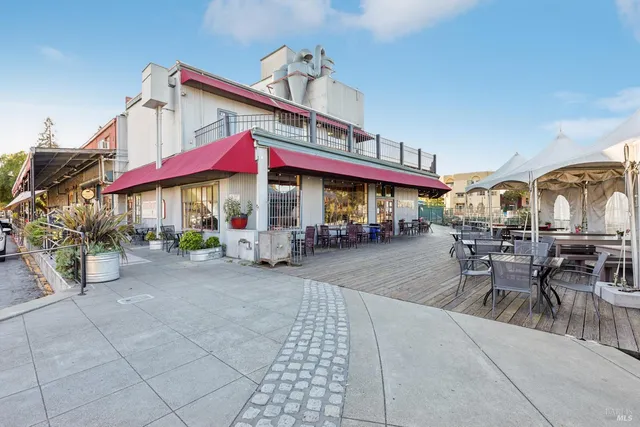 $1,299,000 | 732 Keller Court, Petaluma, CA 94952