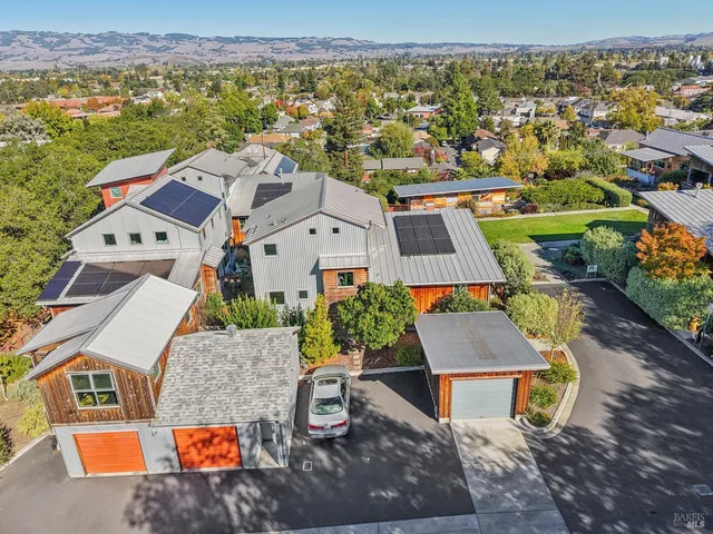 $1,299,000 | 732 Keller Court, Petaluma, CA 94952