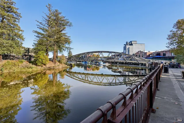 $1,299,000 | 732 Keller Court, Petaluma, CA 94952