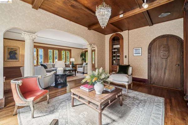 $1,695,000 | 824 Paru Street, Alameda, CA 94501