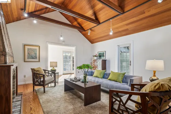 $1,695,000 | 824 Paru Street, Alameda, CA 94501