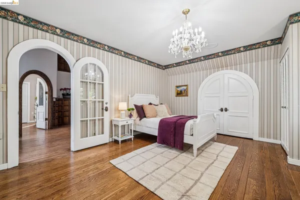 $1,695,000 | 824 Paru Street, Alameda, CA 94501