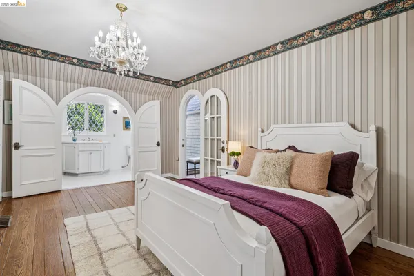 $1,695,000 | 824 Paru Street, Alameda, CA 94501
