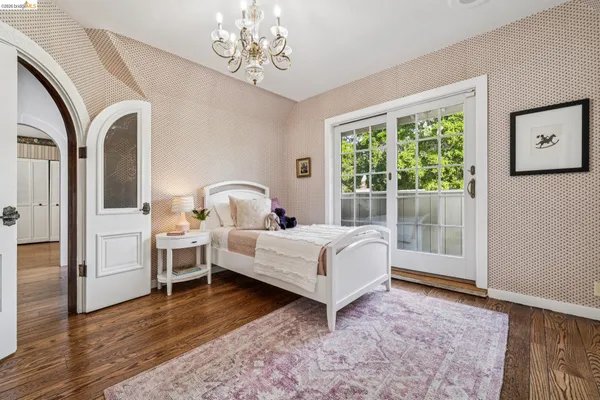 $1,695,000 | 824 Paru Street, Alameda, CA 94501