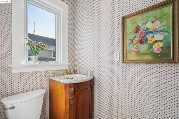 $1,695,000 | 824 Paru Street, Alameda, CA 94501