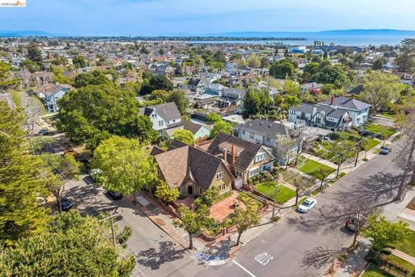 $1,695,000 | 824 Paru Street, Alameda, CA 94501