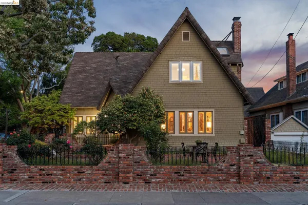 $1,695,000 | 824 Paru Street, Alameda, CA 94501
