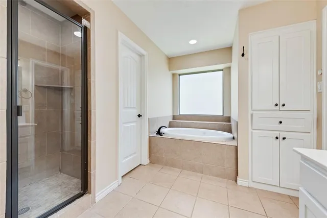 $350,000 | 132 Hedgerow Lane, Lewisville, TX 75057