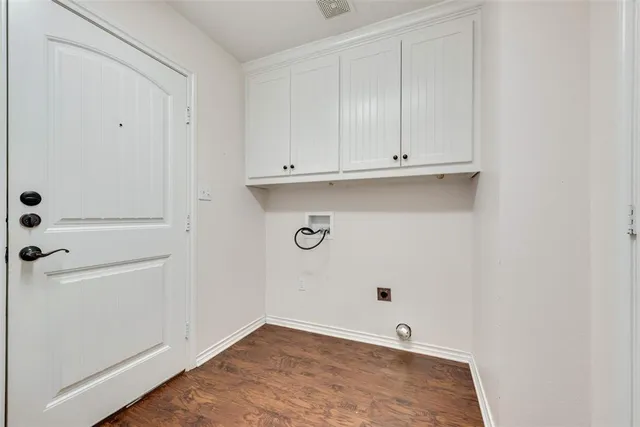 $350,000 | 132 Hedgerow Lane, Lewisville, TX 75057