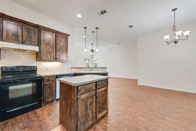 $350,000 | 132 Hedgerow Lane, Lewisville, TX 75057