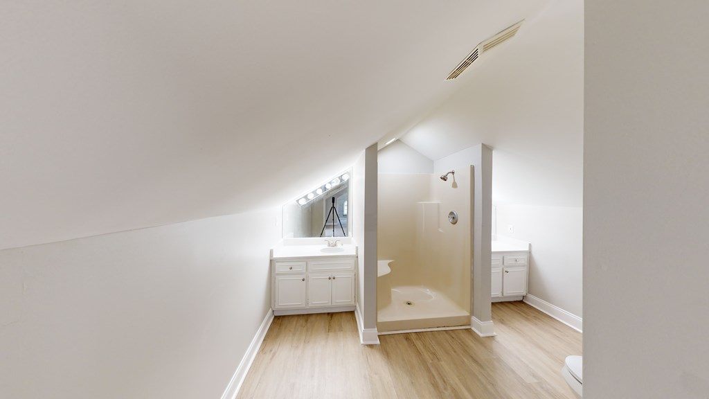 1648 17th Avenue Columbus, GA 31901 - Photo 20 of 26 Bathroom