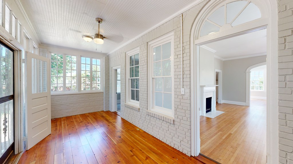 1648 17th Avenue Columbus, GA 31901 - Photo 7 of 26 Sun Porch
