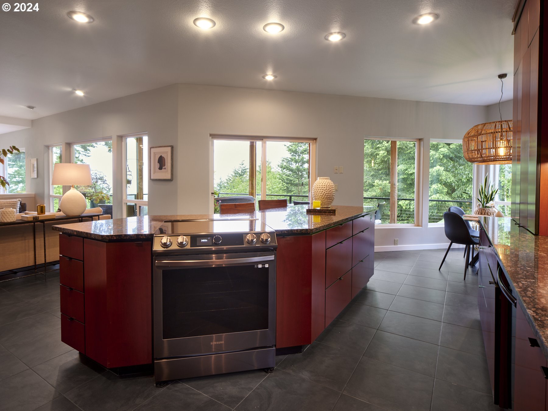 133 Riverscape Road Kalama, WA 98625 - Photo 16 of 46 Kitchen