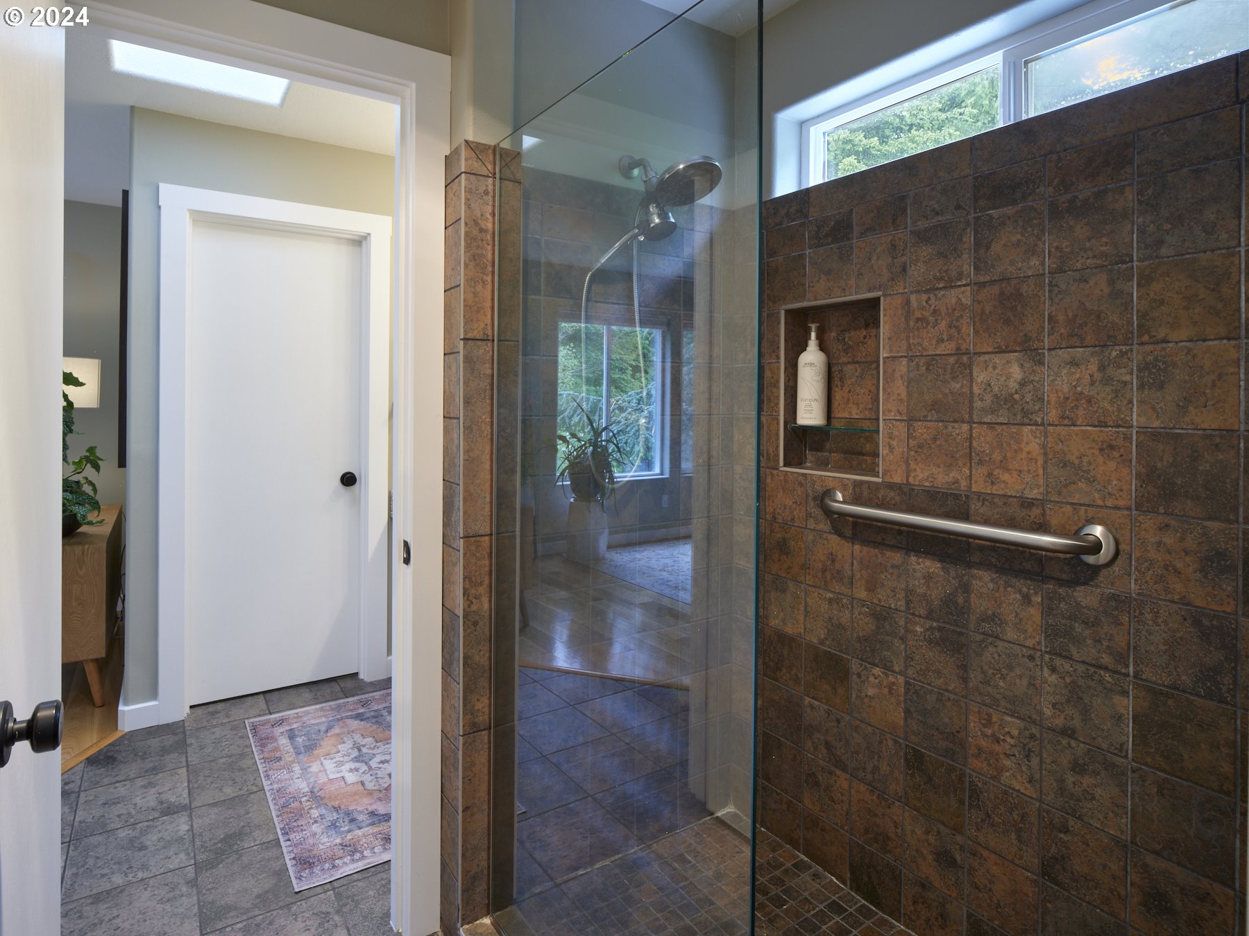 133 Riverscape Road Kalama, WA 98625 - Photo 30 of 46 Bathroom, Attached