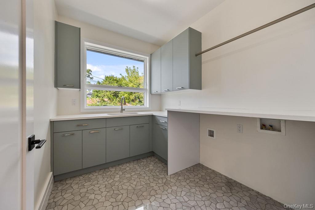 20 Singer Avenue, Unit 202 Spring Valley, NY 10977 - Photo 37 of 50 Laundry room