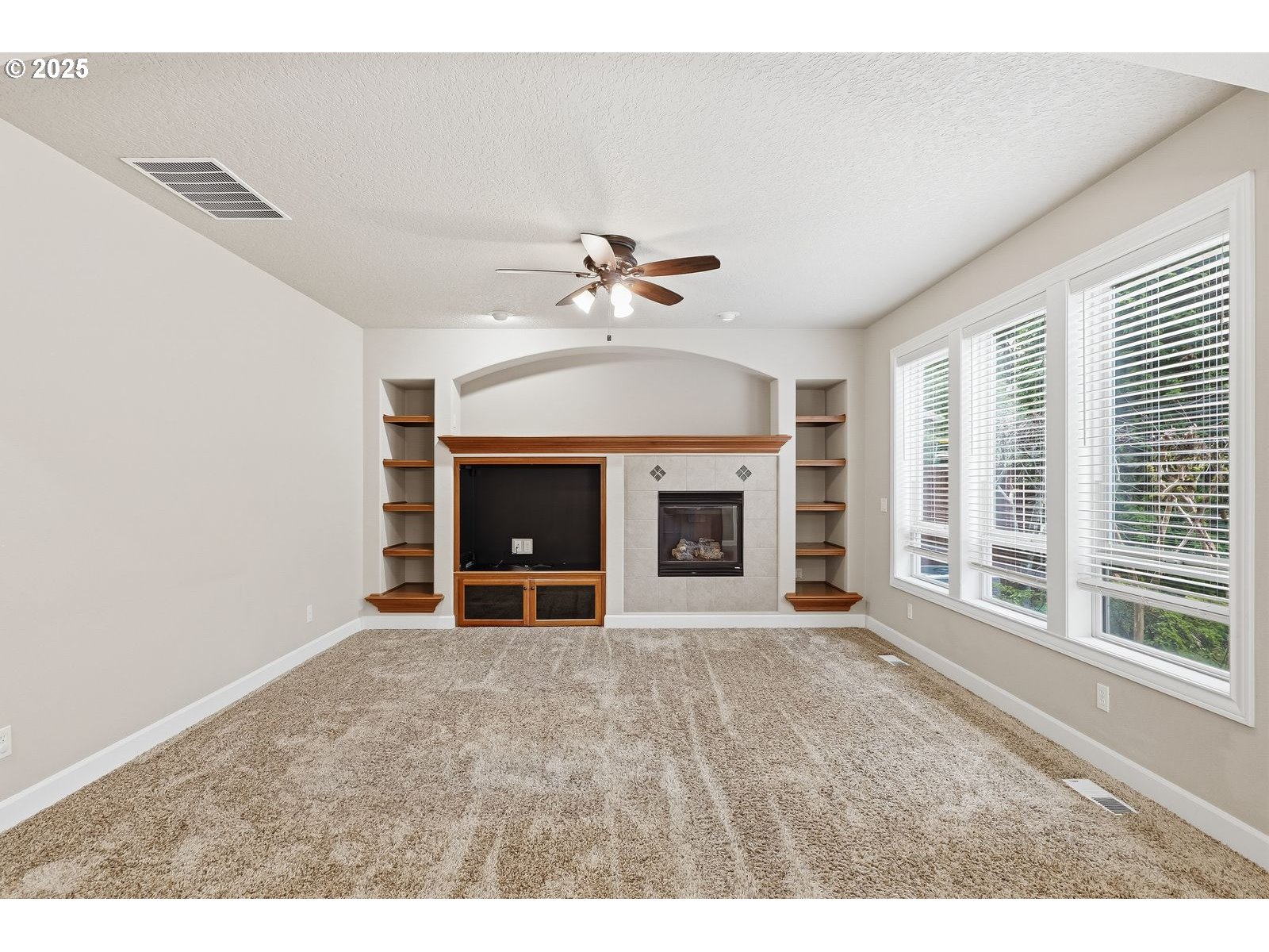 16955 Southwest Richen Park Circle Sherwood, OR 97140 - Photo 9 of 27