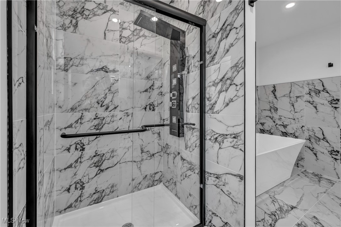 6230 Dunham Road Maple Heights, OH 44137 - Photo 25 of 31 Bathroom with shower with separate bathtub