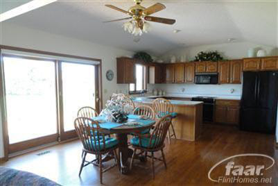 11460 Beecher Road Flushing, MI 48433 - Photo 6 of 20 20261212-5.JPG