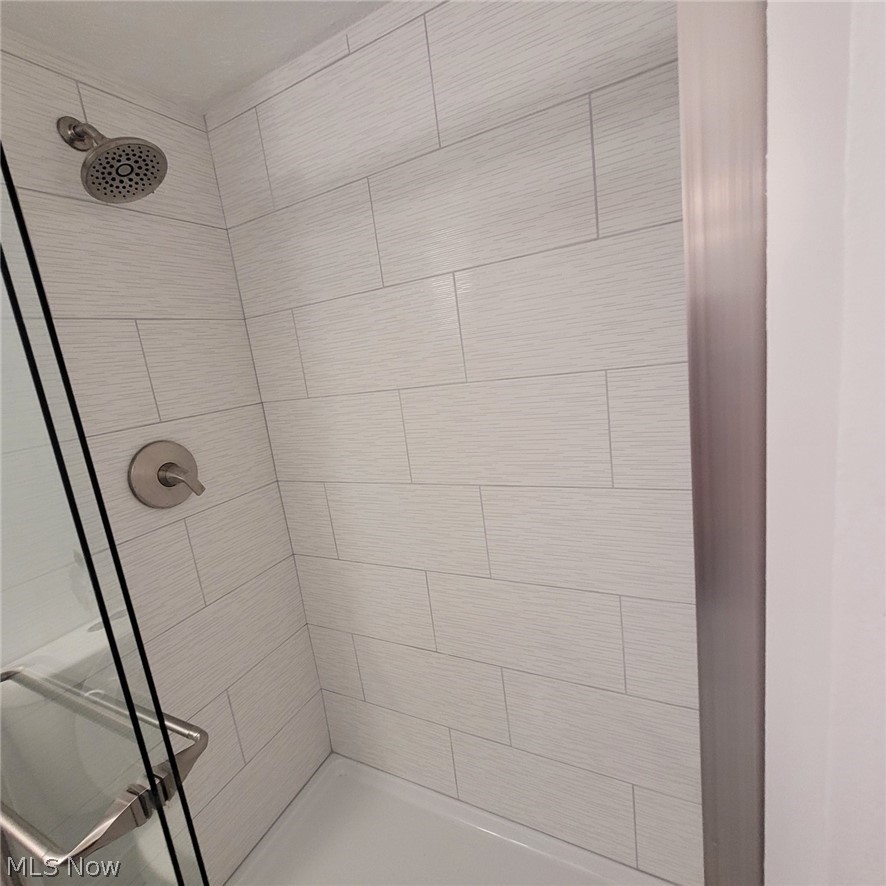 22950 Mastick Road, Unit 102 Cleveland, OH 44126 - Photo 10 of 21 Gallery Image 10