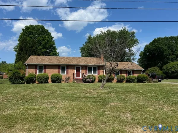 $2,300 | 8188 Meadowview Lane, Mechanicsville, VA 23111